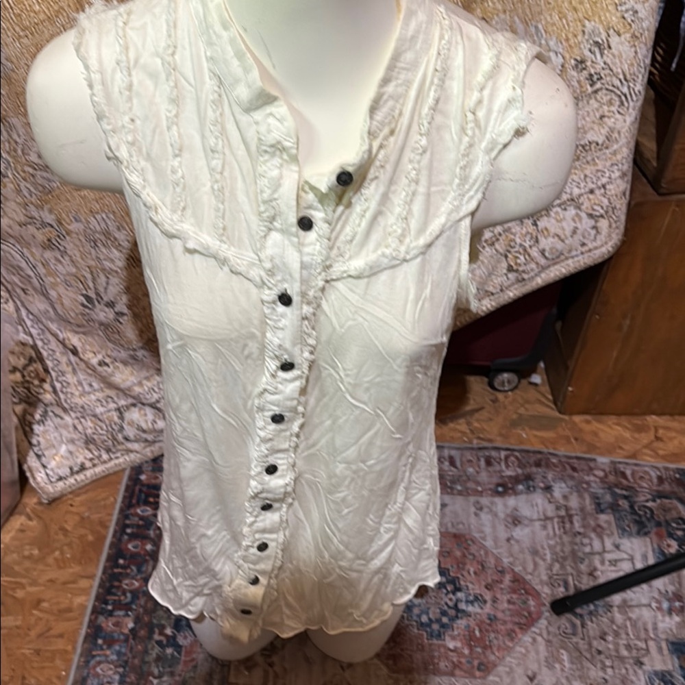 Lux Cream Muscle Tee Soft Cotton Comfort